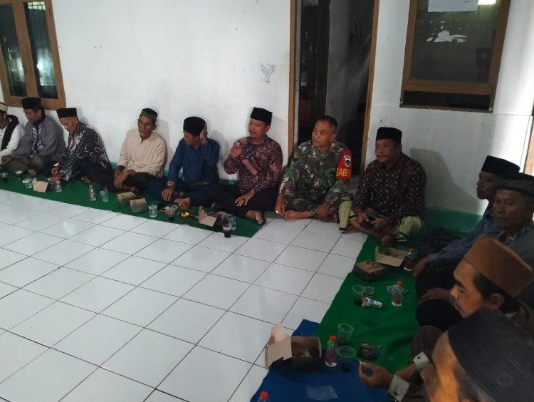 Koramil 0111/Pagelaran – Kodim 0601/Pandeglang  Babinsa Koramil 0111/Pagelaran Hadiri Pengajian Bulanan MUI Kecamatan Pagelaran di Desa Bulagor
