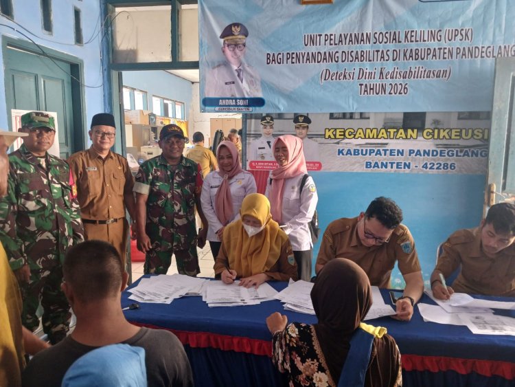 Babinsa Koramil 0116/Cikeusik Monitoring Kegiatan UPSK Bagi Penyandang Disabilitas di Kecamatan Cikeusik