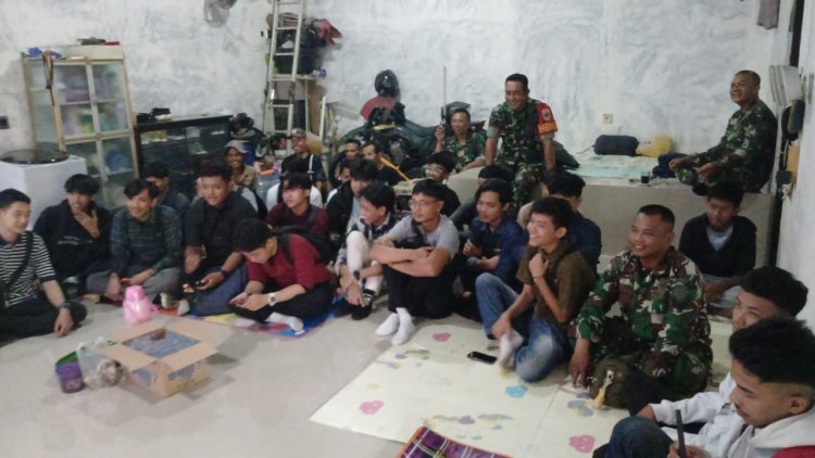 Koramil 0103/Banjar Gelar Nonton Bareng Sepak Bola Kebangsaan Gembira Piala Dunia 2026, Pererat Kebersamaan dan Semangat Nasionalisme