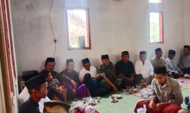 Peringatan Maulid Nabi Muhammad SAW 1447 H di Majelis Ta'lim Nurul Dzolam, Babinsa Koramil 0111/Pagelaran Hadir Bersama Warga