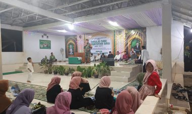 Di Acara Maulid Nabi, Babinsa Koramil 0111/Pagelaran Sertu Juana Ajak Masyarakat Teladani Akhlak Rasulullah SAW.