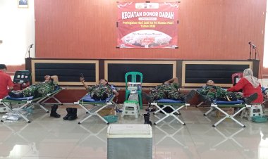 Anggota Kodim 0601/Pandeglang Ikut Serta dalam Kegiatan Donor Darah Memperingati Hari Jadi ke-74 Humas Polri Tahun 2025