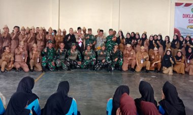 DANDIM 0601/PANDEGLANG LETKOL INF AFRI SWANDI RITONGA, S.I.P TUTUP KEGIATAN LATIHAN DASAR DISIPLIN SISWA (LDDS) SMKN 04 PANDEGLANG