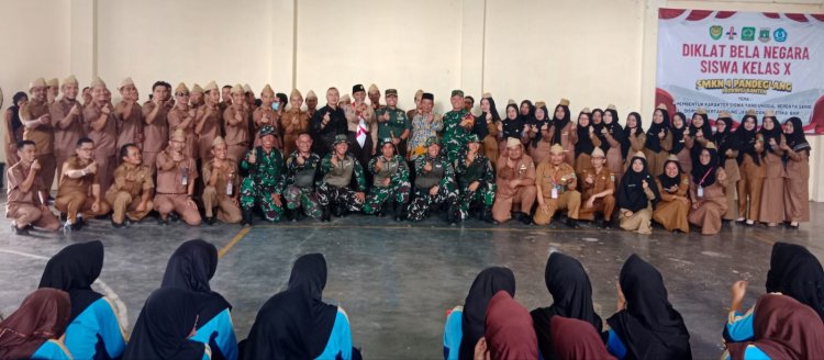 DANDIM 0601/PANDEGLANG LETKOL INF AFRI SWANDI RITONGA, S.I.P TUTUP KEGIATAN LATIHAN DASAR DISIPLIN SISWA (LDDS) SMKN 04 PANDEGLANG