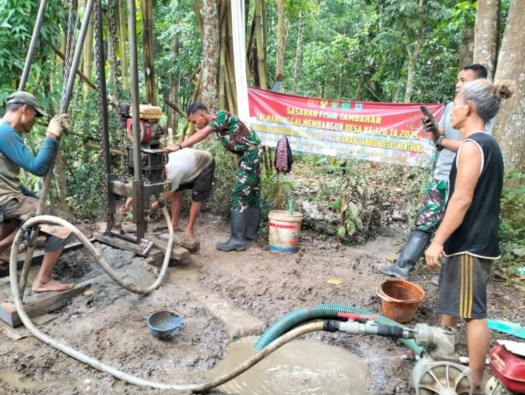 Satgas TMMD ke-126 Kodim 0601/Pandeglang Lanjutkan Pengeboran Sumur Titik ke-4 untuk Musholla, Progres Capai 80%