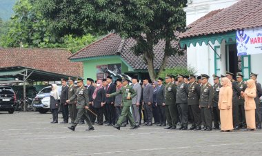 DANDIM 0601/PANDEGLANG BESERTA FORKOPIMDA GELAR UPACARA HARI PAHLAWAN NASIONAL TAHUN 2025