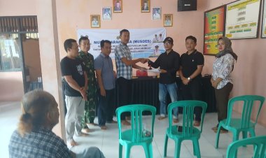 SERKA YATNO BABINSA KORAMIL 0111/PAGELARAN HADIRI MUSYAWARAH DESA (MUSDES) PENETAPAN PERUBAHAN KEPENGURUSAN BUMDES “PAGELARAN BERKAH”TAHUN 2025.