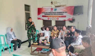 Lettu Inf Ibna Suhar – Danramil 0106/Menes melaksanakan Sosialisasi Pembentukan Posbankum dan Mahkamah Desa/Kelurahan di Kecamatan Menes