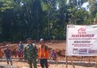 BABINSA KORAMIL 0110/LABUAN LAKSANAKAN PENGAWASAN PEMBANGUNAN KDMP DI DESA BANYUMEKAR