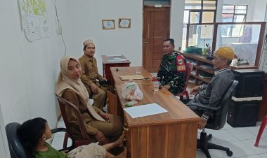 Serka H. Situmorang Babinsa 0103/Banjar Laksanakan Komsos Bersama Sekdes dan Staf Desa Kadubale
