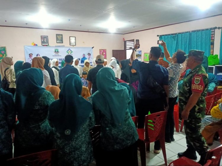 Serka Butono, Babinsa Koramil 02/Cadasari melaksanakan Pengamanan dan Dampingan Kunjungan Kerja Bupati Pandeglang dalam Rangka Penyerahan Pemberian Makanan Tambahan (PMT)
