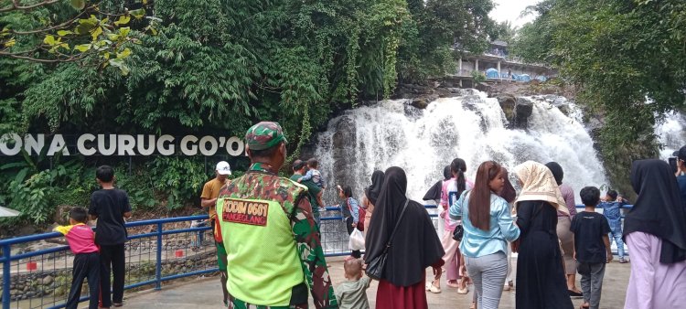 Babinsa Koramil 0105/Mandalawangi Laksanakan Pengamanan Wilayah di Desa Kurungkambing