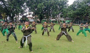 Babinsa Kodim 0601/Pandeglang Laksanakan Latihan Pencak Silat Militer (PSM) dalam Rangka Menunjang Ujian Kenaikan Sabuk