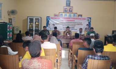 Sertu Sandi S Babinsa Desa Koncang Hadiri dan Dampingi Pelaksanaan Musyawarah Desa (MUSDES)