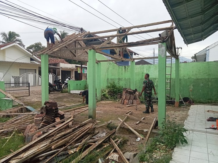 DANRAMIL 0103/BANJAR LANJUTKAN RENOVASI KANTOR DAN MES KORAMIL TAHAP KE-2