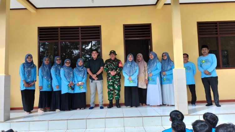 Sertu Risman Harahap Babinsa Koramil 0102/Cadasari Berikan Motivasi dan Latihan PBB kepada Siswa Yayasan Muta’alimin Cigudang Koranji