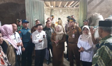 DANRAMIL 0104/CIMANUK MELAKSANAKAN PENDAMPINGAN KEGIATAN STUDI STRATEGIS DALAM NEGERI (SSDN) P4N KE LXIX TAHUN ANGGARAN 2026 LEMHANNAS RI DI DESA DALAMBALAR