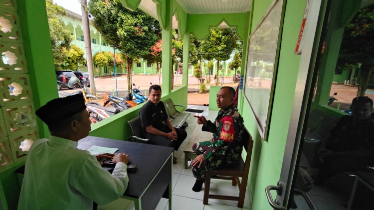 Kegiatan Komsos Babinsa Koramil 0101/Pandeglang  diPonpes Bahtra, Kelurahan Kabayan