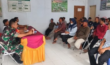 Babinsa Koramil 0103/Banjar Hadiri Musyawarah Penentuan KPM BPNT/PKH di Desa Medong